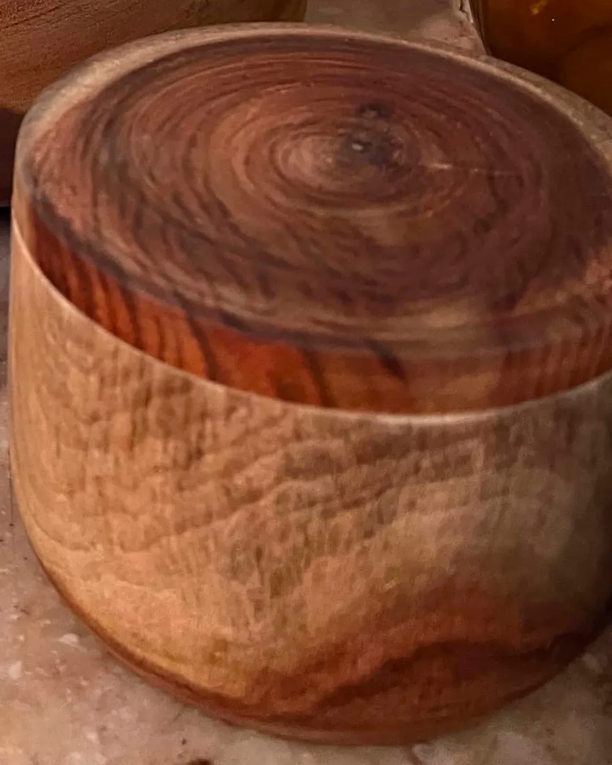 Boîte ronde en bois avec son couvercle